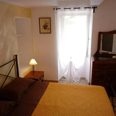Antiche Mura Di * Lapedona