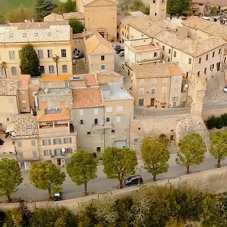 Antiche Mura Di Panzió Lapedona