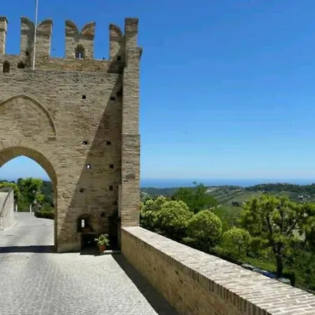 Antiche Mura Di *