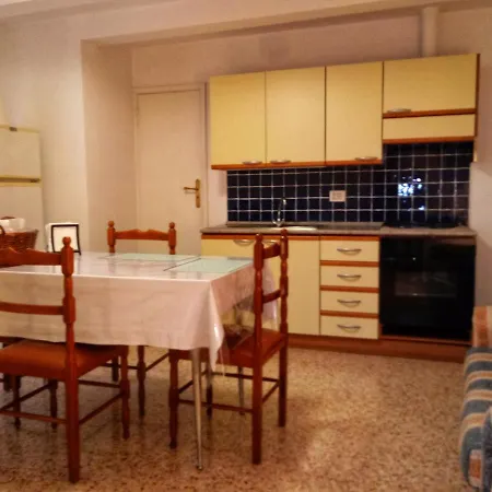 Antiche Mura Di Panzió *