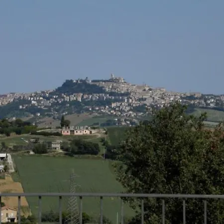 Antiche Mura Di * Lapedona