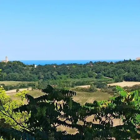 Antiche Mura Di Lapedona